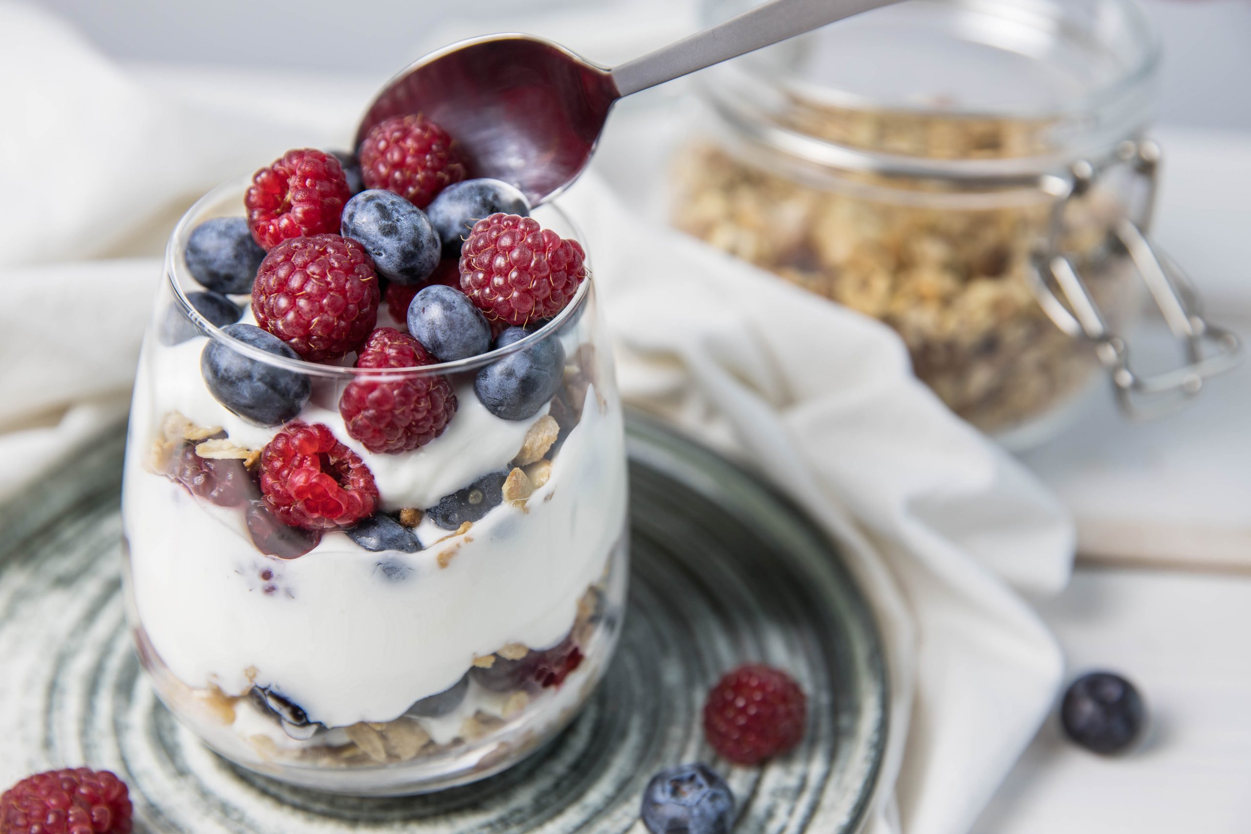 Granola,Parfait,With,Berries,And,Yogurt,With,A,Copy,Space.